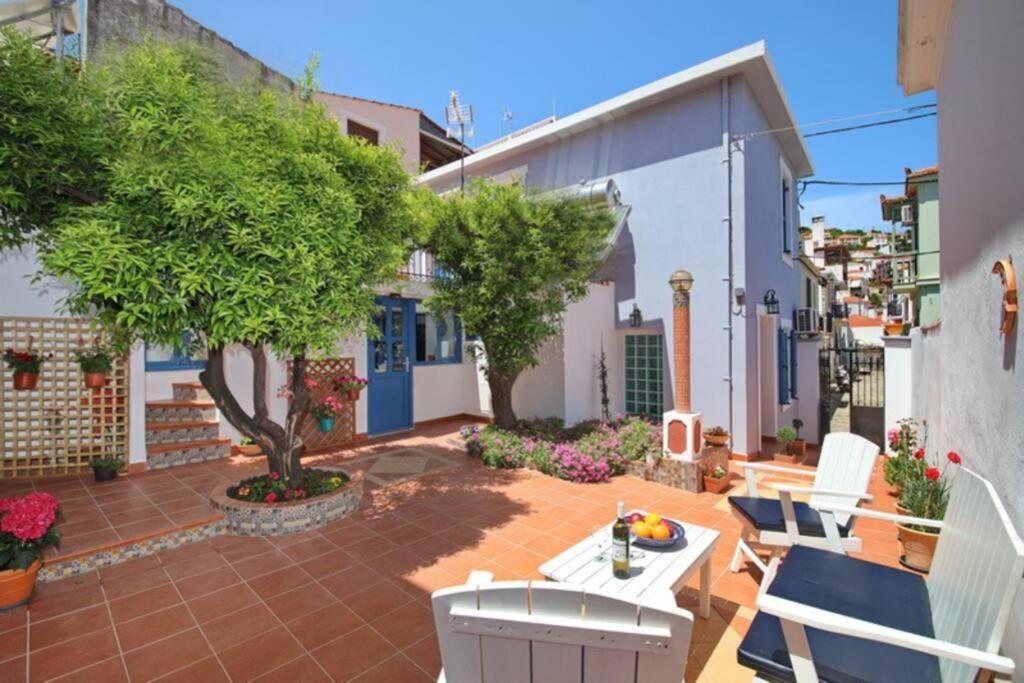 Philoxenia Guest House Città di Skopelos Esterno foto