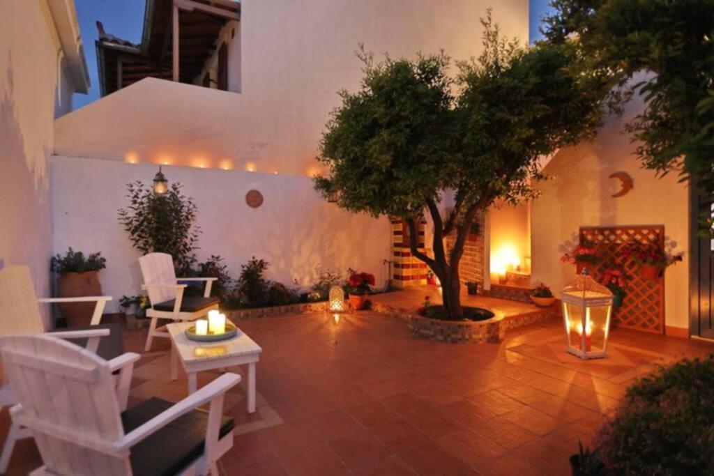 Philoxenia Guest House Città di Skopelos Esterno foto